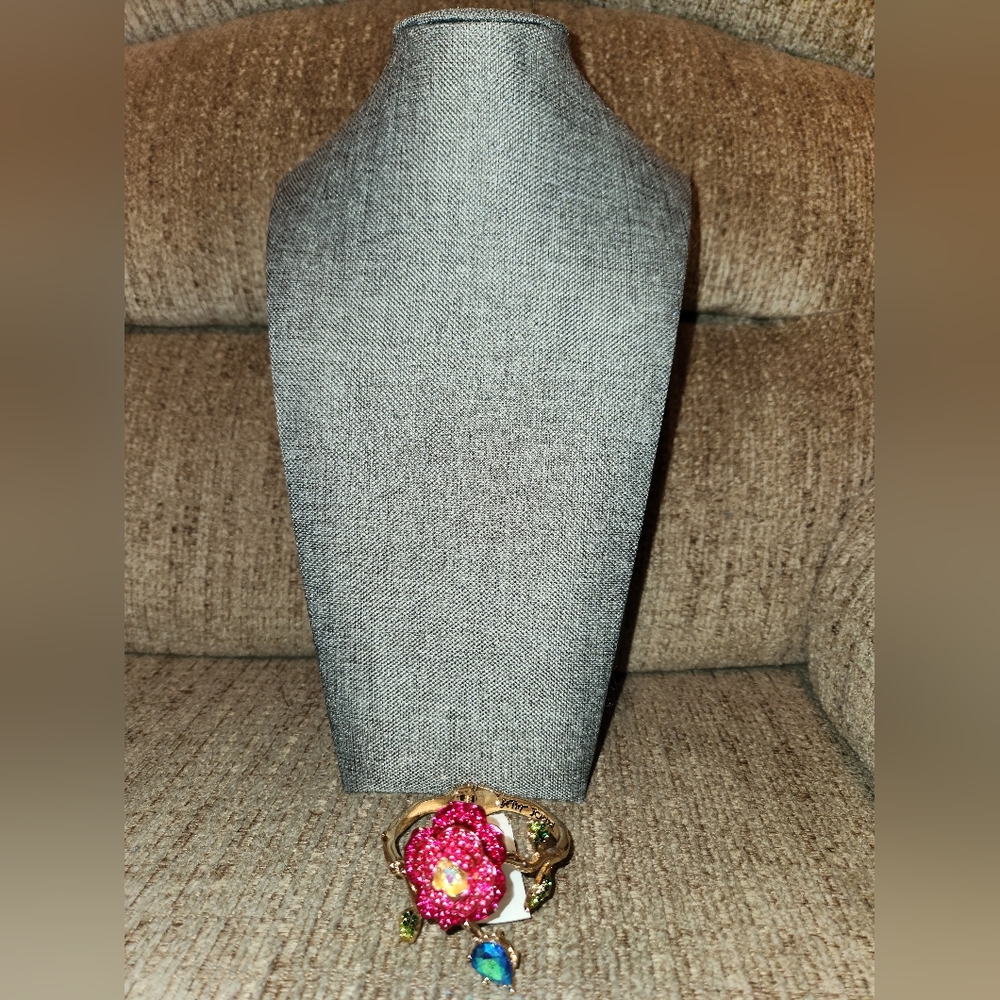 Betsey Johnson Flower Bracelet